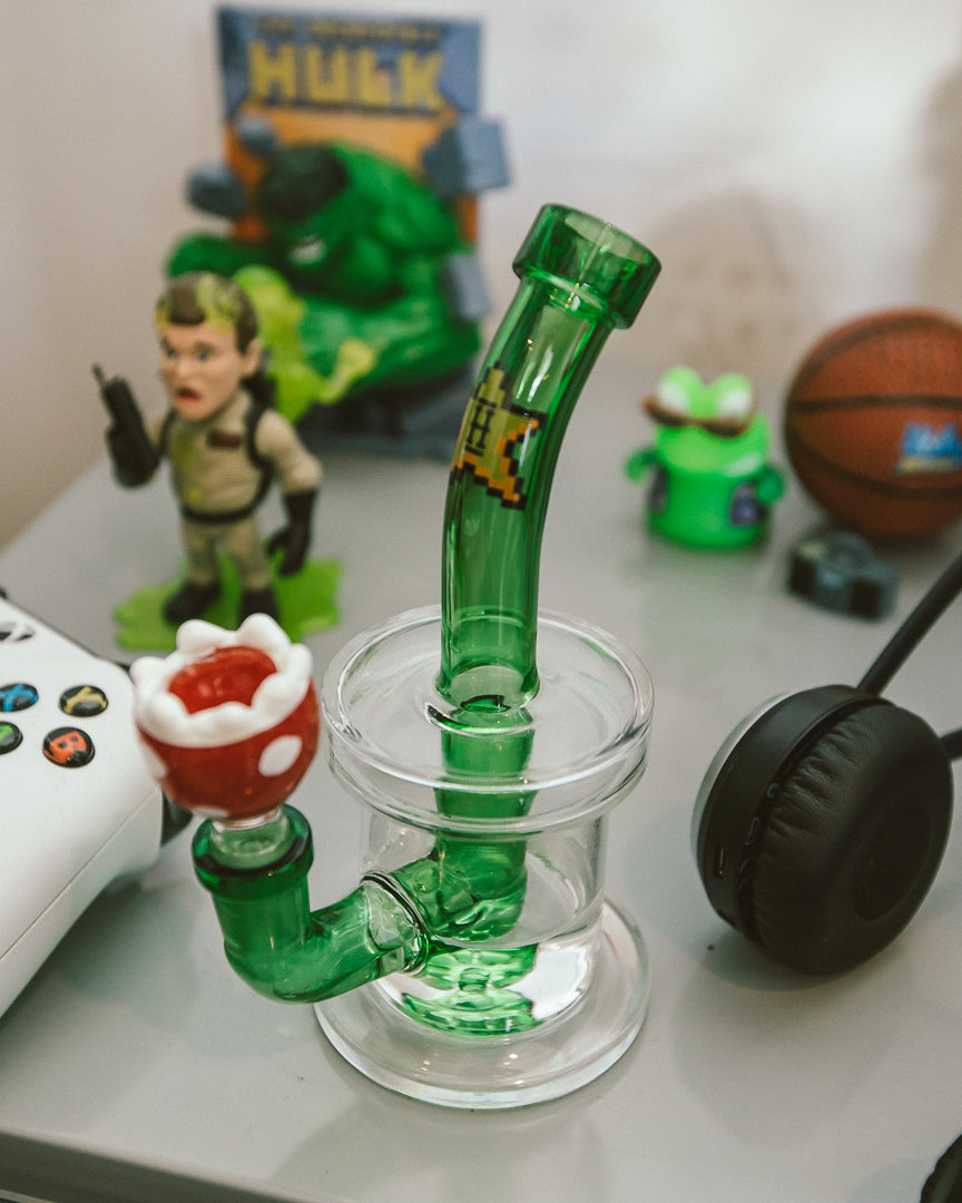 Hemper 8-Bit Gaming Bong | Retro Design & Dab Rig Compatible - 7"