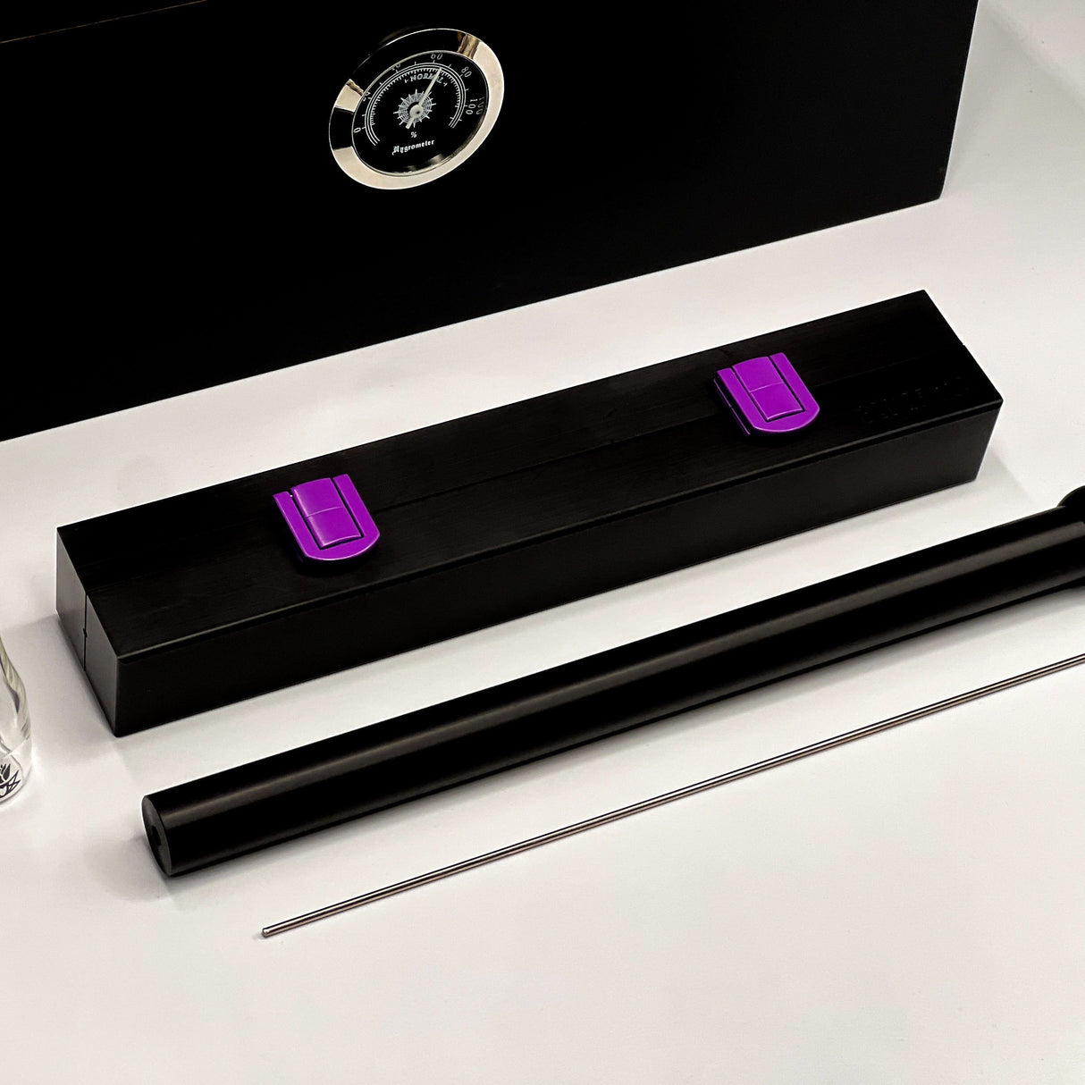 1oz Cannamold with Humidor