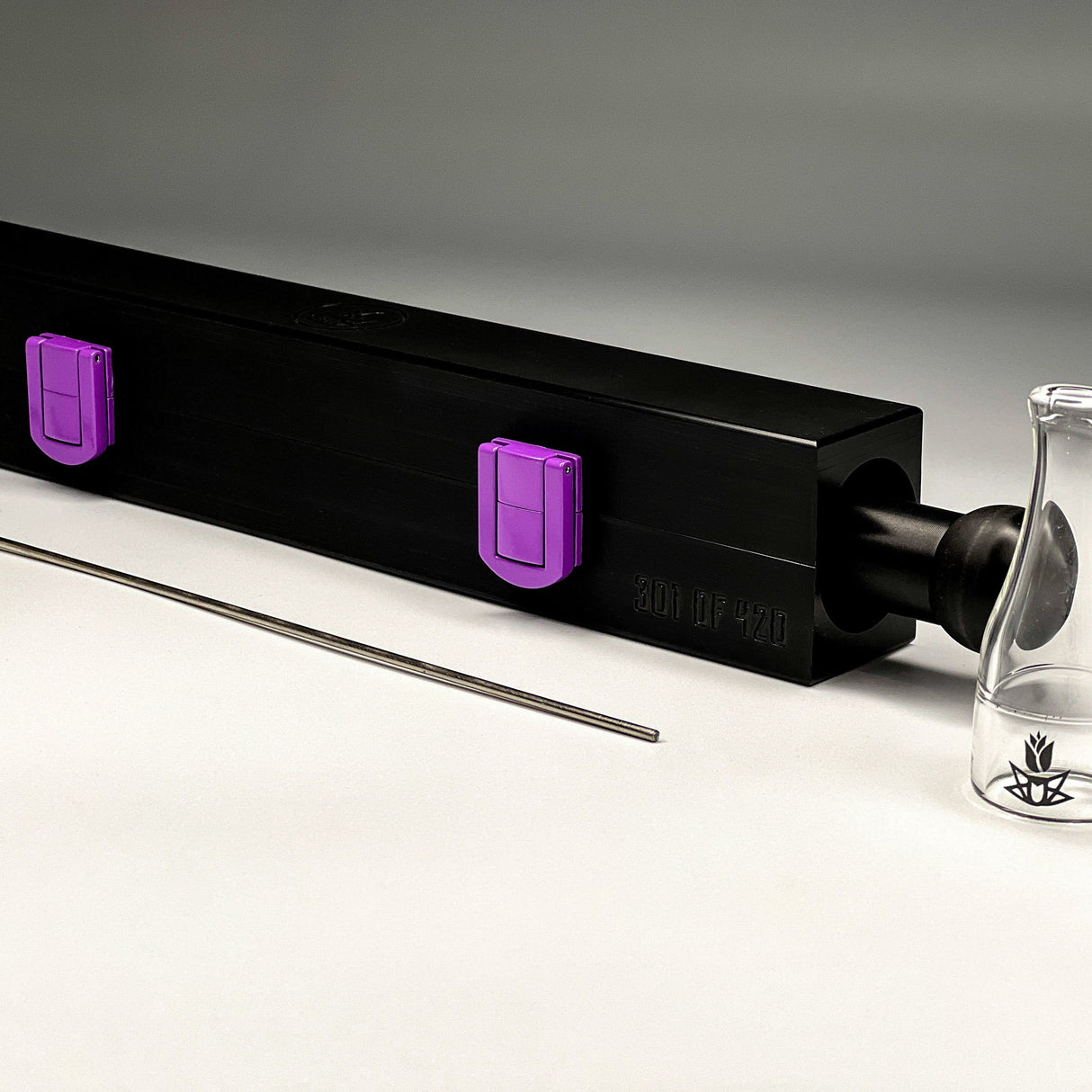 1oz Cannamold with Humidor