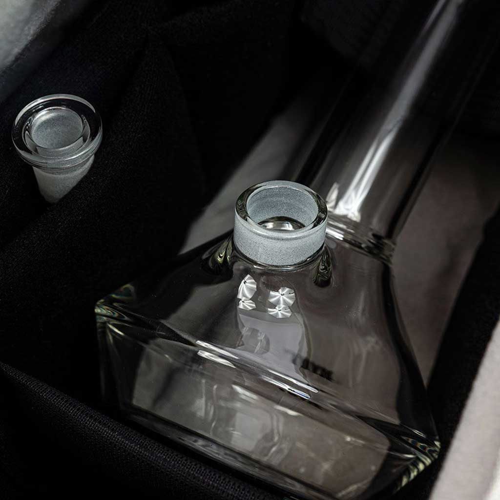 RYOT Pro - Duffle Carbon Series Smell-Proof Bag