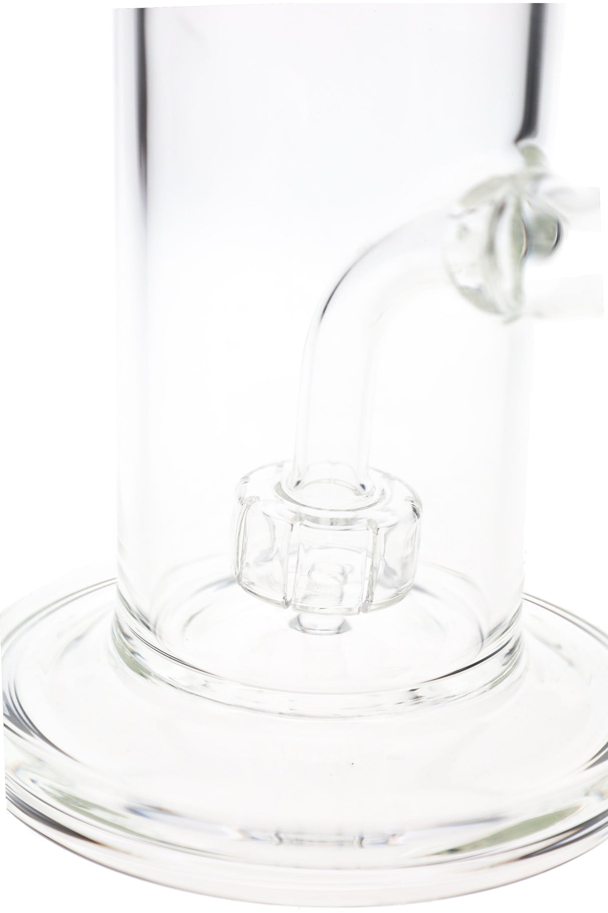 Clear Glass Bong “Clean Sweep” – Showerhead Perc – 9″