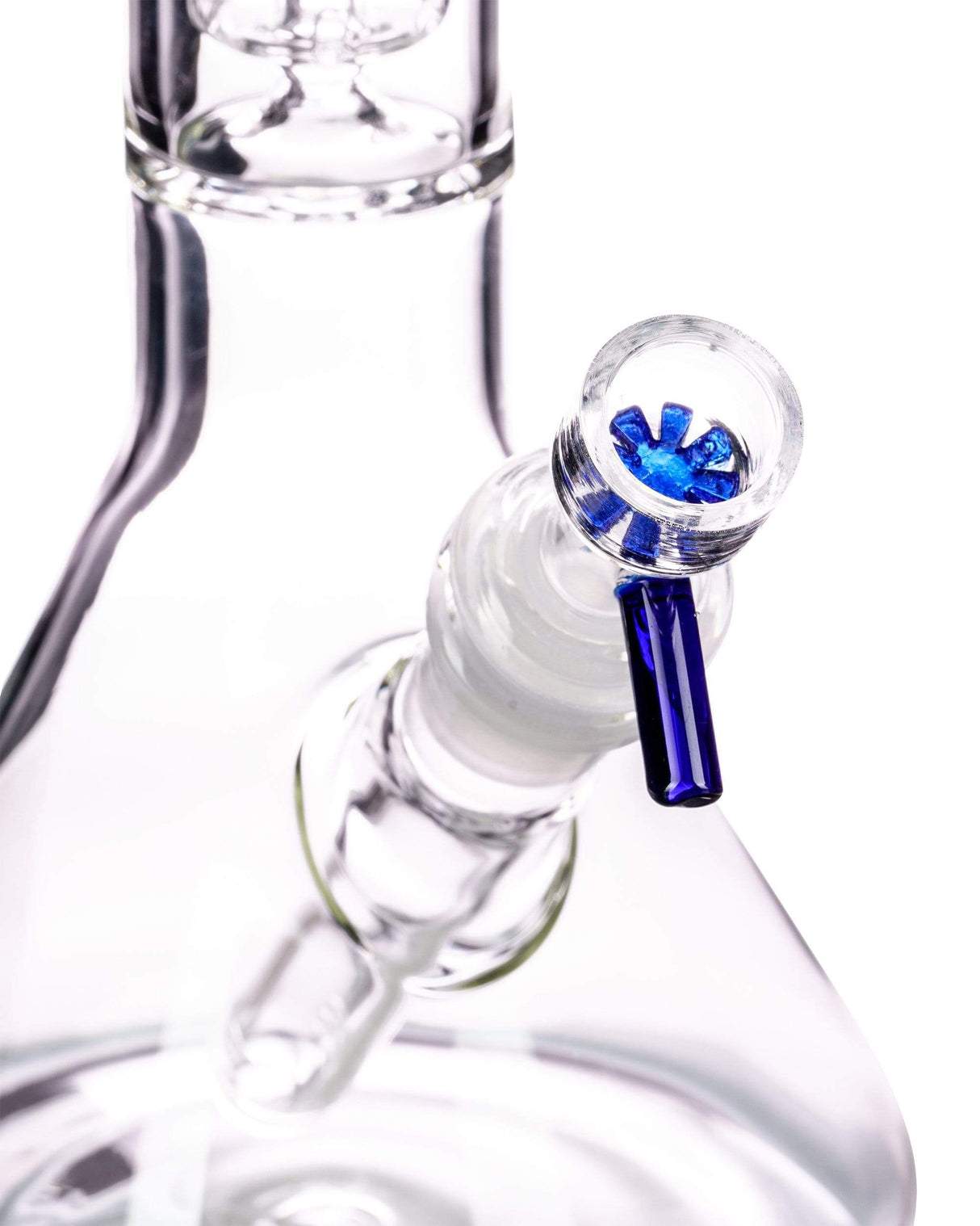 Valiant Distribution Deep-Dish Glass Screen Bowl with Blue Handle for Bongs - Close-up