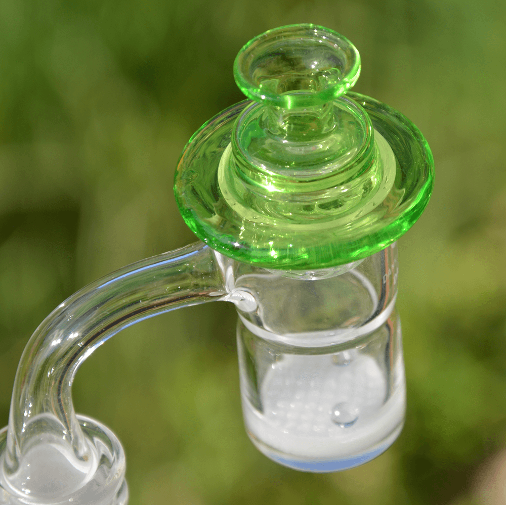 DANK BANGER Waffle Banger Combo Set with Splash Guard & Terp Pearls, Close-up on Green Top