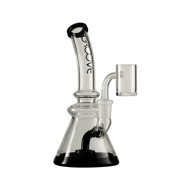 Groove Water Pipe Beaker with clear glass design for concentrates, side view on white background