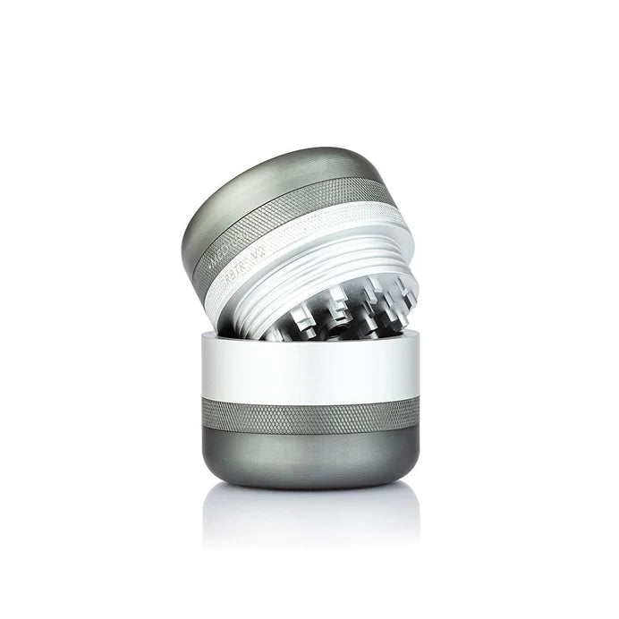 Kannastor GR8TR V2 Grinder in Matte Silver, 4-Part Design, Front View on White Background