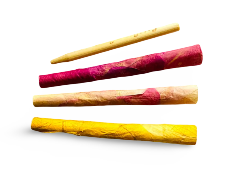 CaliGreenGold LaRosé Organic Rose Petal Blunt Rolls 3-Pack, angled view on white background