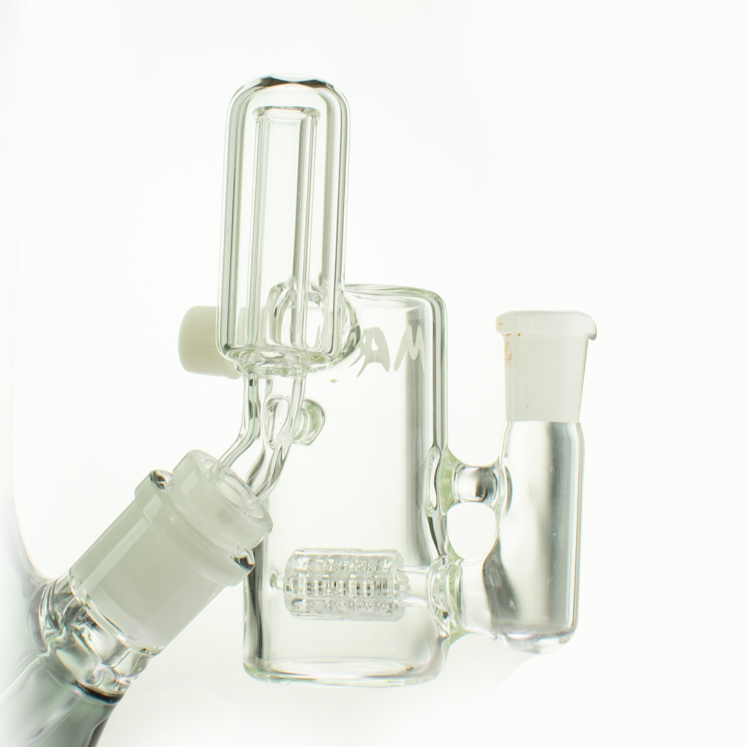 MAV Glass Inline Splashproof Ash Catcher 14mm/45° angle with clear beaker design