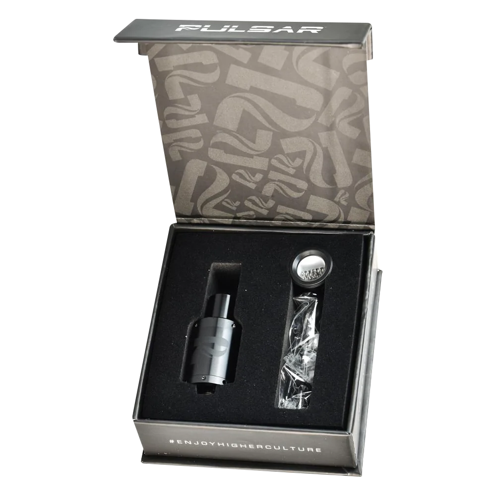 Pulsar APX Wax V3 Atomizer Kit in Full Metal Black, displayed in open box