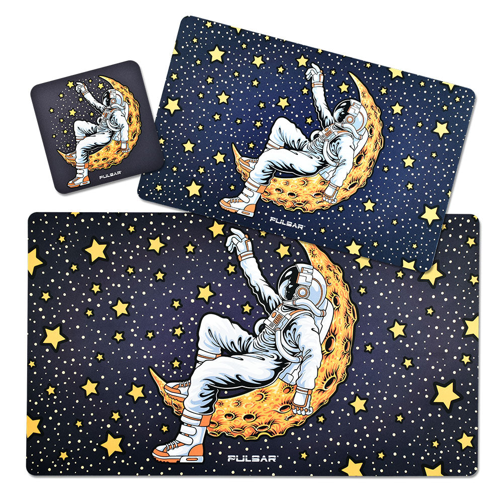 Pulsar DabPadz with Star Reacher design, astronaut riding a pizza slice, top view on white background