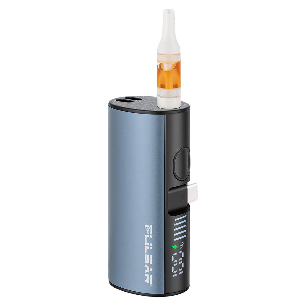 Pulsar Relay 510 battery 6 pack with male and female USB-C ports and a 6-month end-user warranty