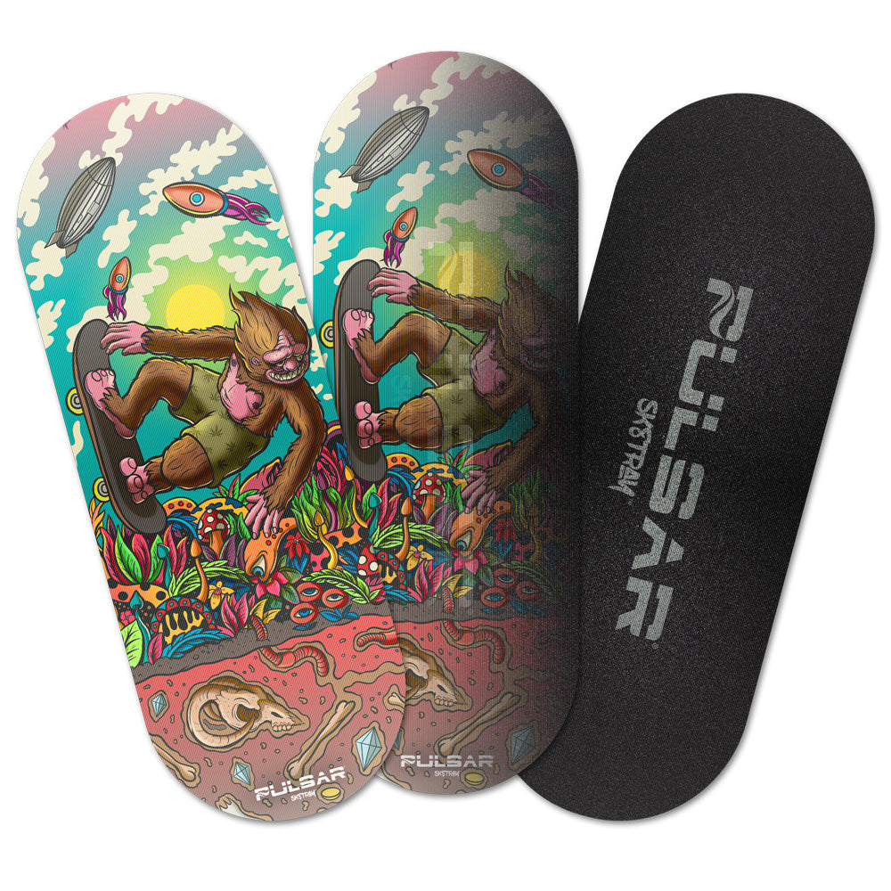 Pulsar SK8Tray with Yeti McShreddy 3D design and magnetic lid, large size, top and side view