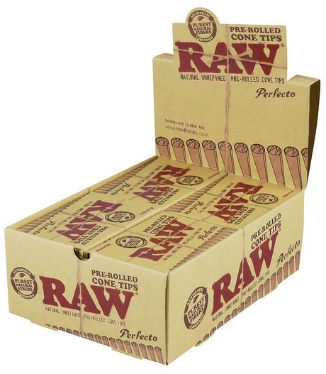 RAW Perfecto Pre-Rolled Cone Tips display box with 20 pieces, front view on white background
