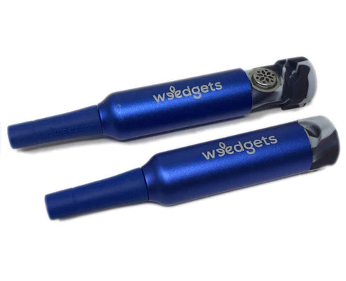 Weedgets Slider Pipe in blue with silicone grip and aluminum body for dry herbs, portable design