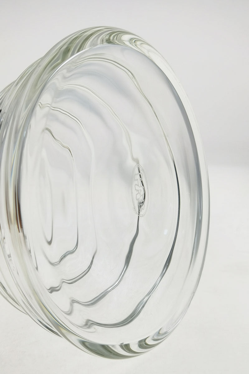 Close-up of TAG 16" Beaker Bamboo Bong's thick 7mm base, highlighting its durability and craftsmanship