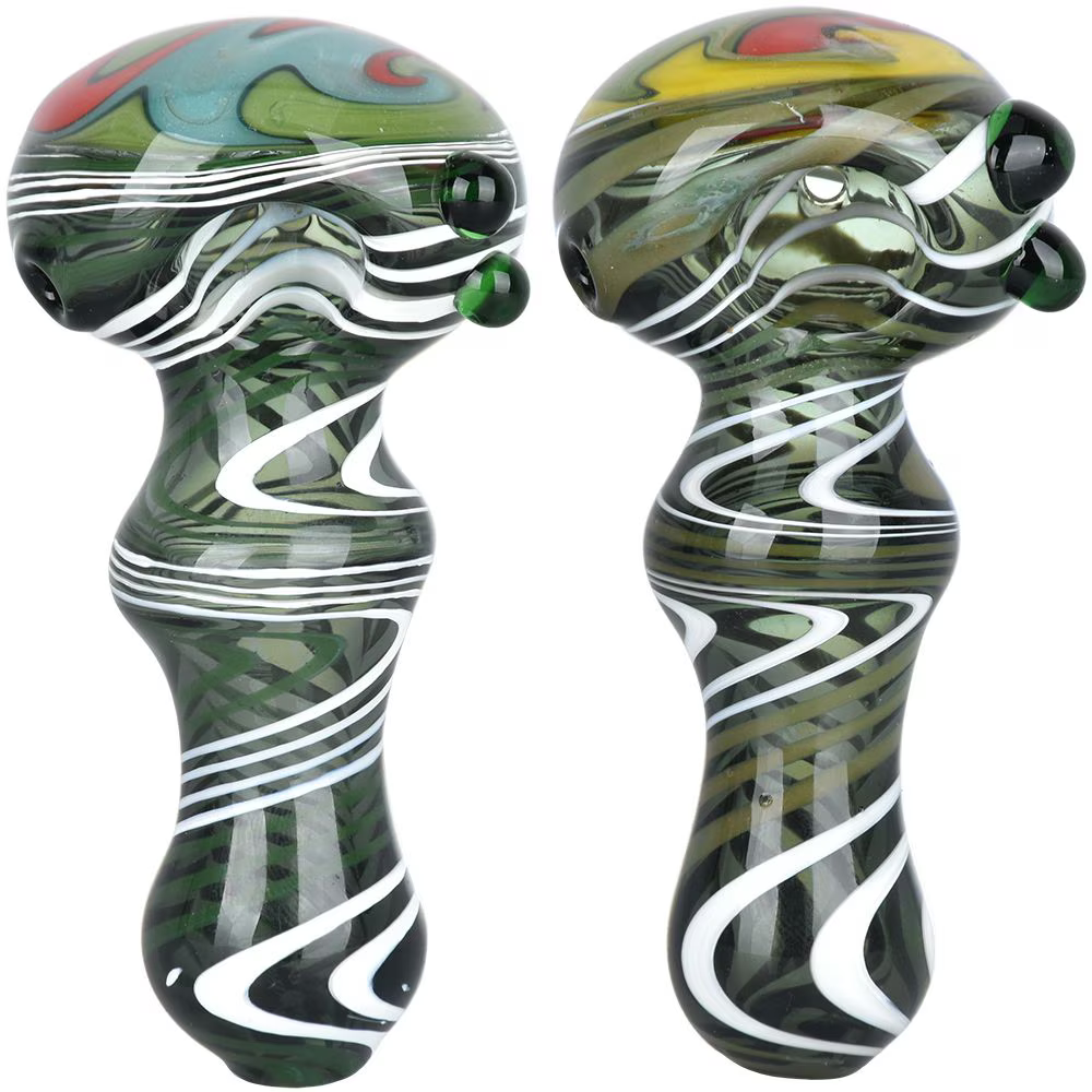 Time is a Disc Wig Wag Spoon Pipe | 4" | Colors Vary