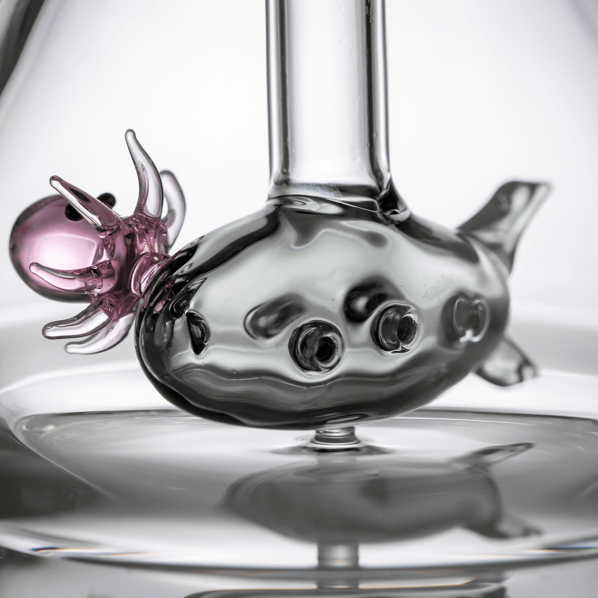 MJ Arsenal Abyss Compact Bubbler - Clear Glass with Pink Accents, Close-up View