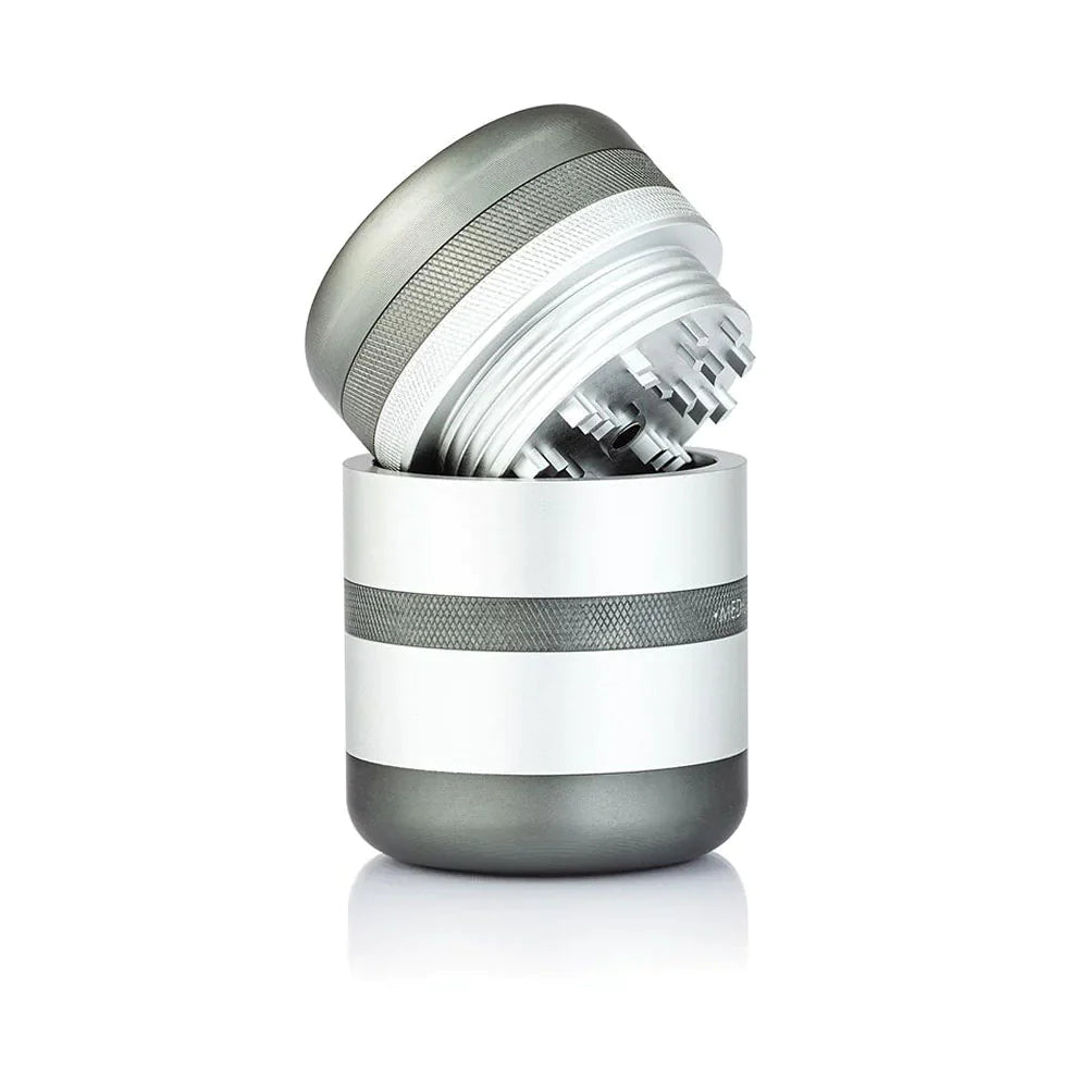 Kannastor GR8TR V2 Solid Body Grinder | Teeth