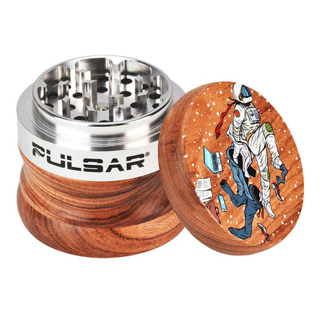 Pulsar Super Spaceman Grinder, 4-piece, 2.5", Wood and Aluminum, Front View