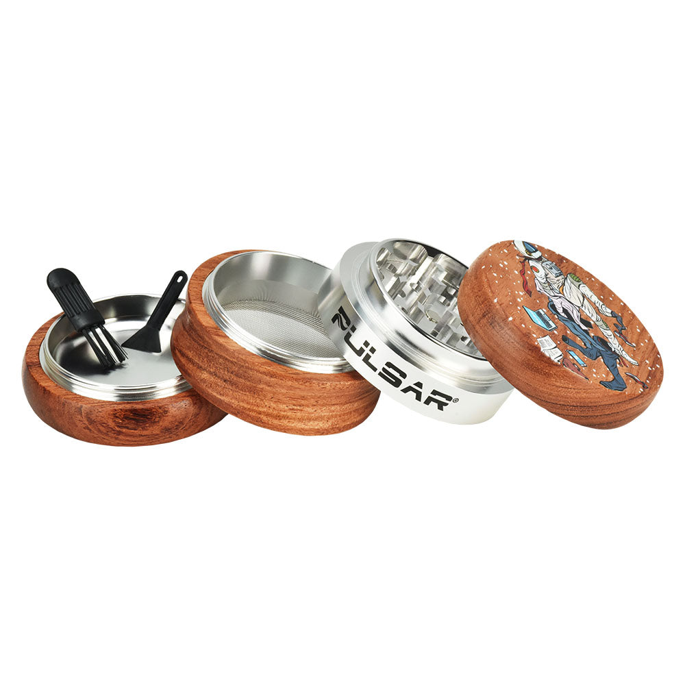 Pulsar Super Spaceman 4pc Grinder, 2.5", Wood and Aluminum, Disassembled View