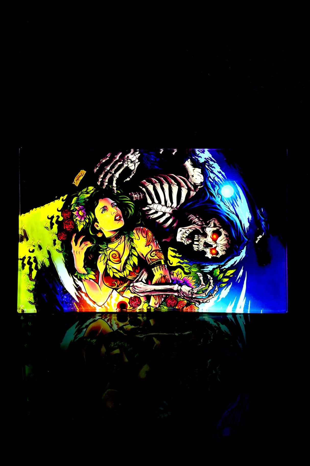 Small Art Glass Rolling Tray – 6½″ × 4¾″ – Selectable Designs