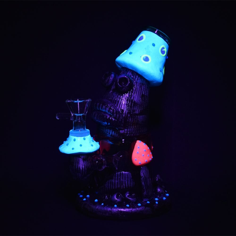 Fungus Father Glow in the Dark Water Pipe | 7" | 14mm F | Colors Vary