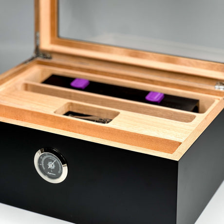 1oz Cannamold with Humidor
