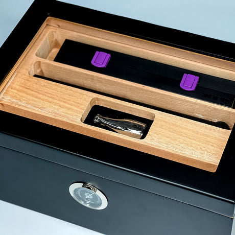 1oz Cannamold with Humidor