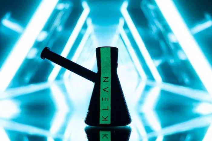 KLEAN Black Series Bubbler Master Case of 24 - deep bowl and water chamber close-up view