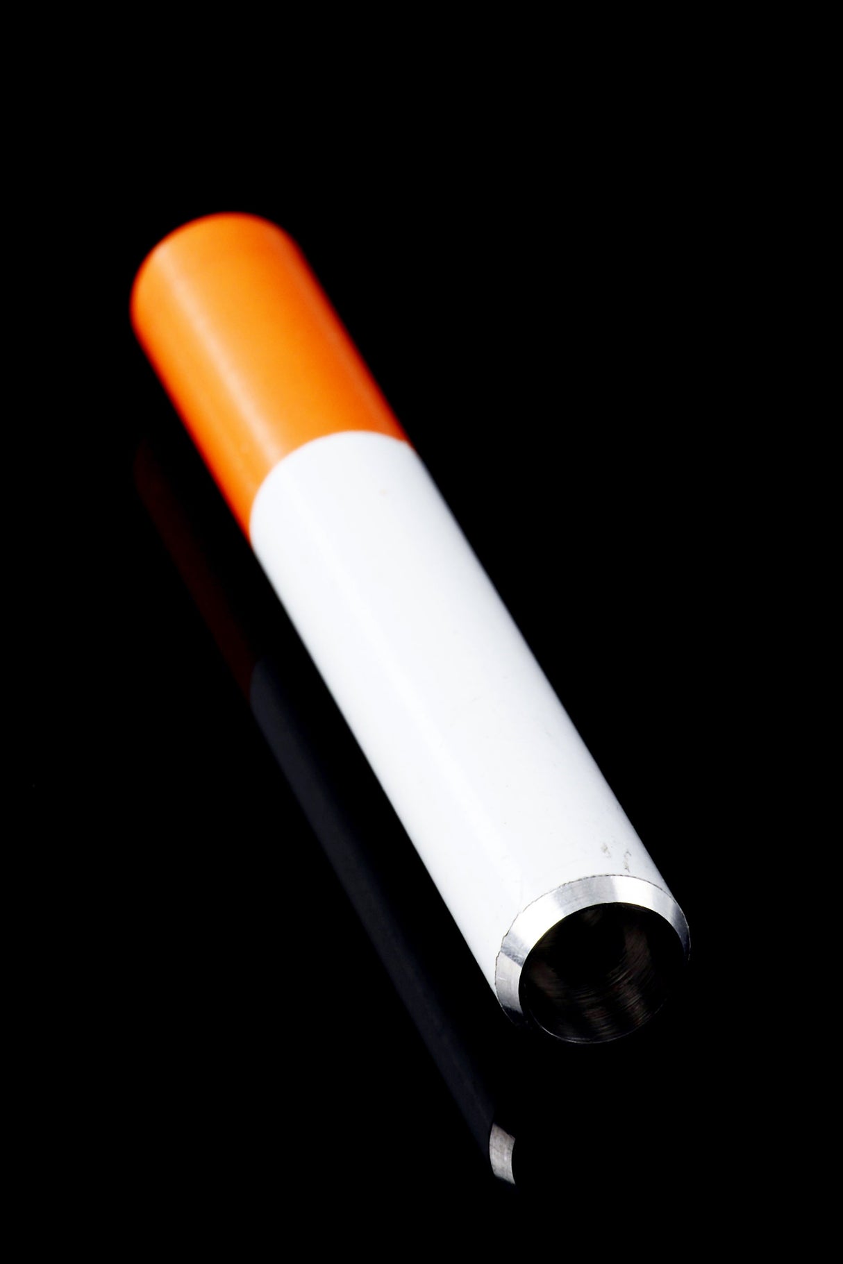 Small Metal Cigarette Bat – 2″ One-Hitter