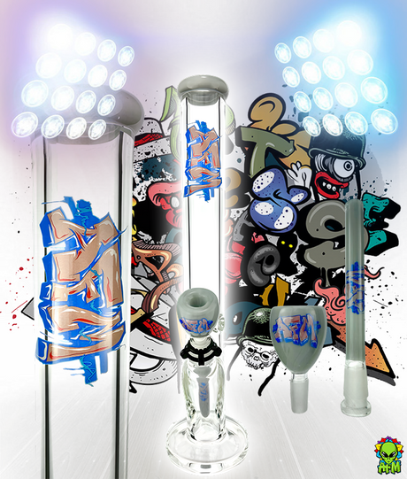 AFM 18" Wildstyle Graffiti Colored Glass Beaker Bong Bundle front and angled view