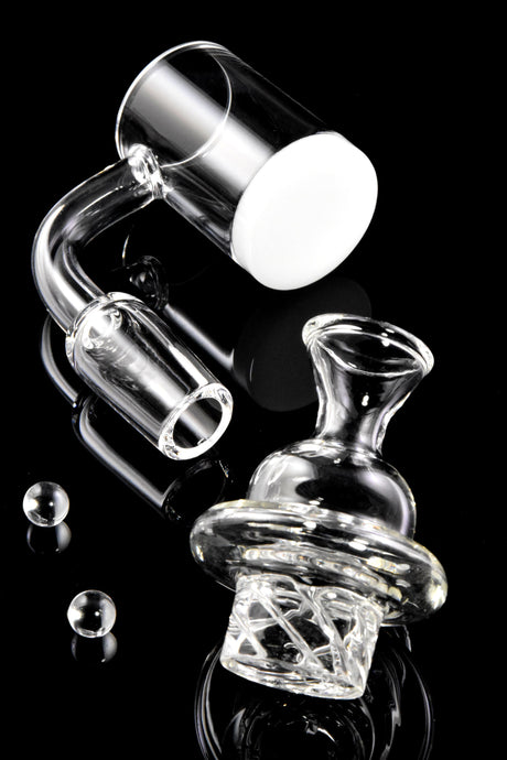 Quartz 14.5 & 18.8 mm Male Spinner Banger – Colored Bottom – Beads & Cap