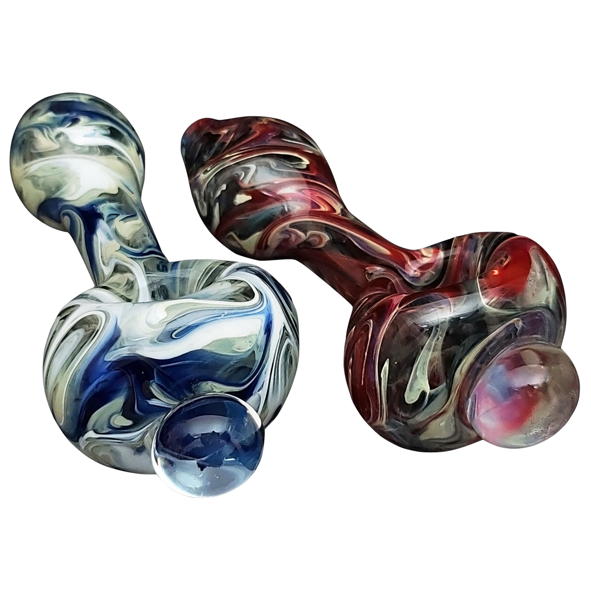 LA Pipes HP2 Spoon hand pipes in swirl design, borosilicate glass, side view on white background