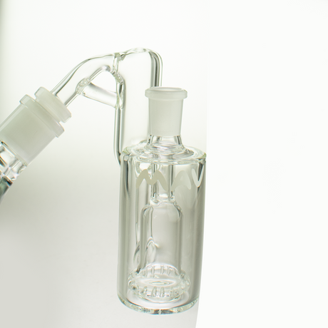 MAV Glass Ufo Recycler Ash Catcher 14mm/45° with clear percolator design, side view on white background