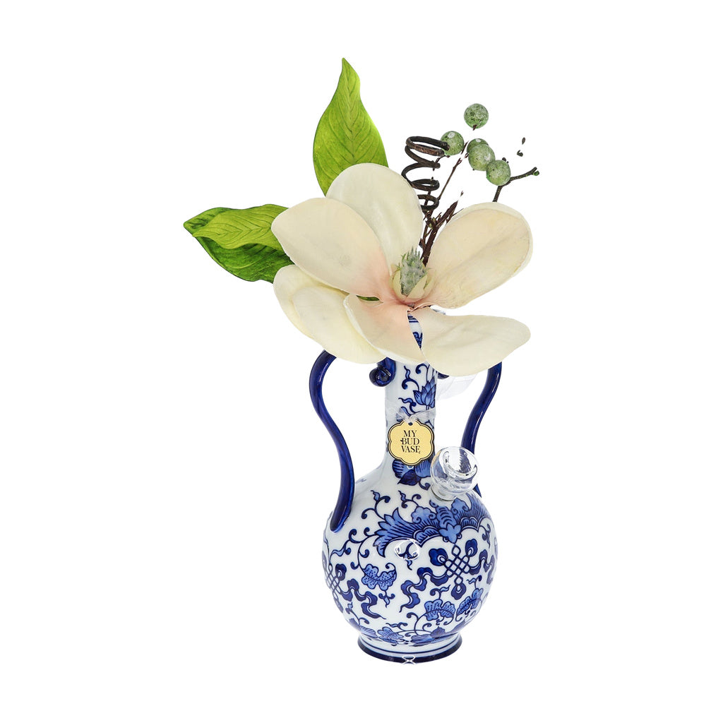 My Bud Vase "Double Happiness" Bong in blue and white ceramic with floral decoration