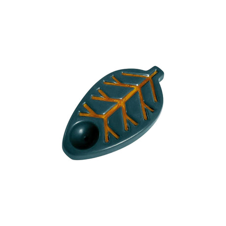 Oak and Earth Ceramic Leaf Pipe - Top View - 4.5" Compact Design for Easy Travel