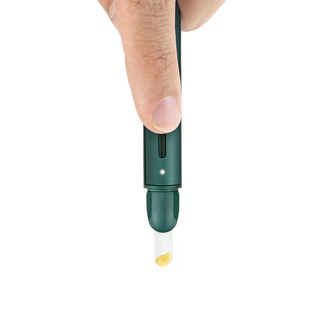 Puffco Pine Hot Knife dab tool that heats its tip to drop concentrate into an atomizer or banger