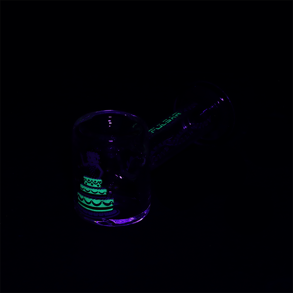 Pulsar Betty in Cake Glass Hand Pipe | 4.5"