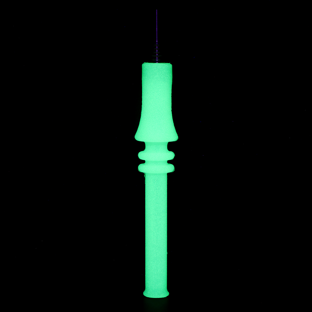 Blue Pulsar RIP dab straw made of medical-grade silicone, a travel-friendly option for wax and dabs