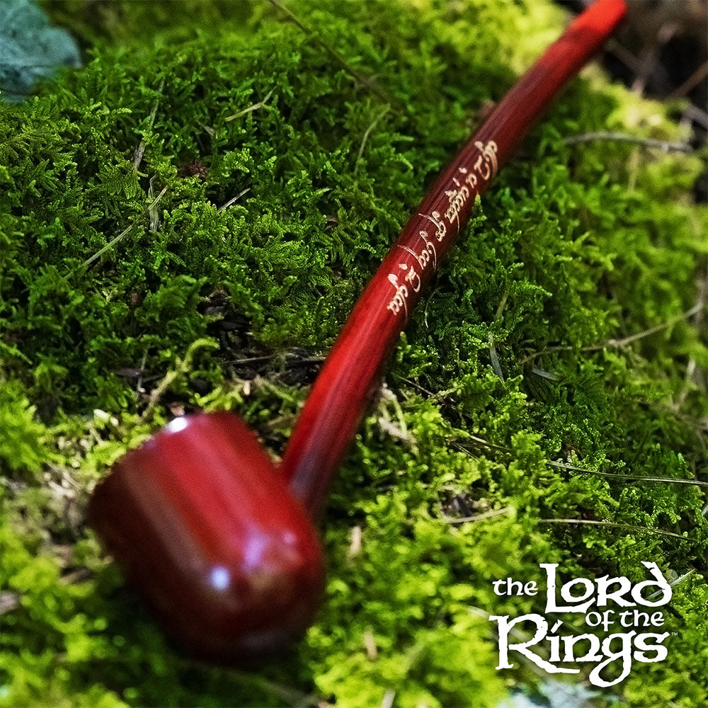 Pulsar Shire Pipes ARAGORN™ Wooden Smoking Pipe on Mossy Background