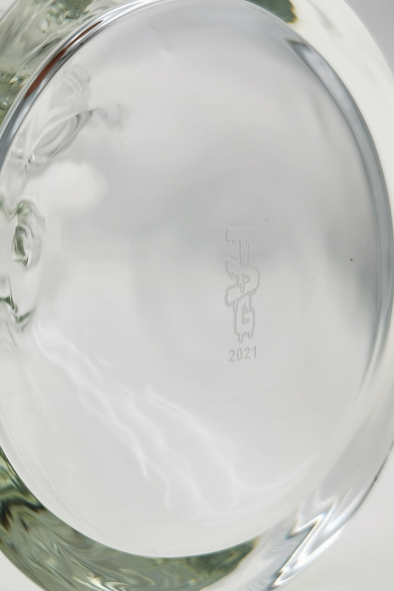 Close-up of TAG 18" Beaker Base with Rasta Logo, 50x7MM Glass Thickness, Clear View