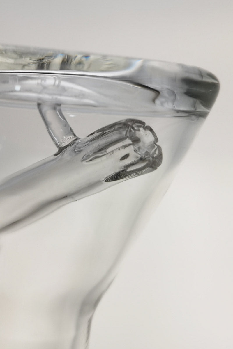 Close-up of TAG 7" Beaker with Fixed Showerhead Downstem in clear glass, showcasing joint and thickness.
