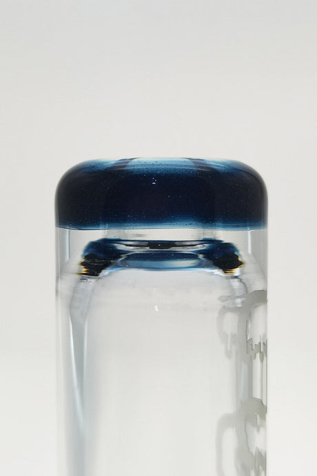 Close-up of TAG 7" Beaker's top with Fixed Showerhead Downstem in clear glass