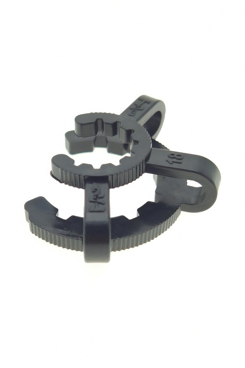 TAG - Keck Clip in Black for 18MM Joints - Secure & Durable - Front View