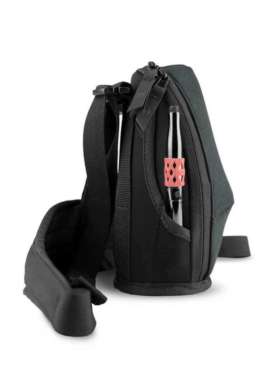 Puffco Peak Bag side view showcasing the durable fabric and secure zipper closure for travel