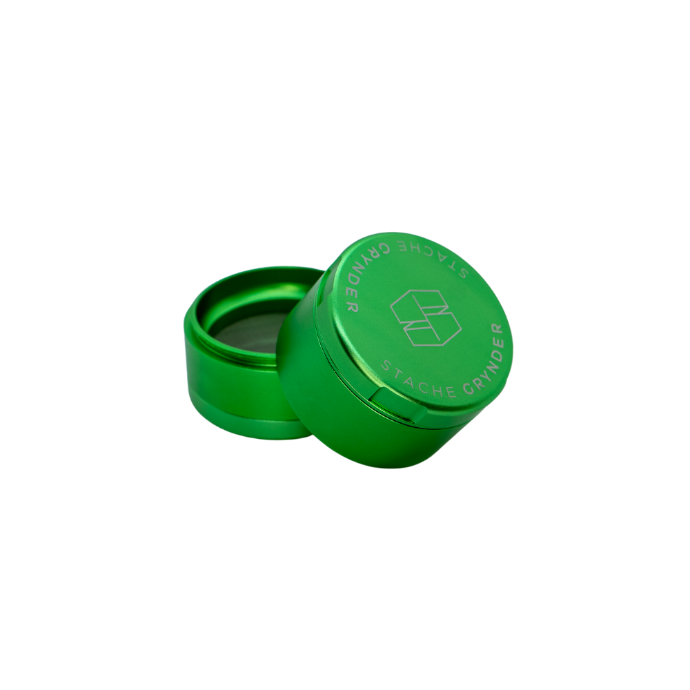 Stacheproductswholesale Grynder (N.Y.A.G) 5 Piece in green, top view with open compartment