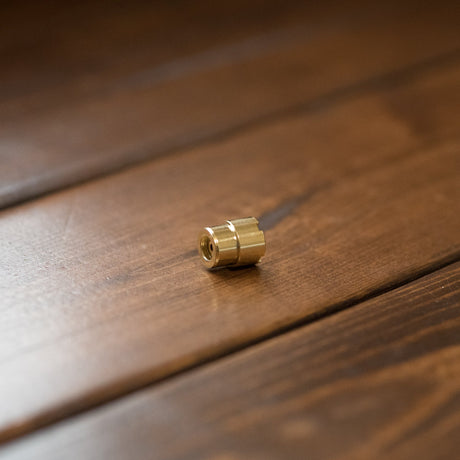 Helio Supply SolPod Extended Magnetic Adapter for 0.5ml & 510 Cartridges on wood