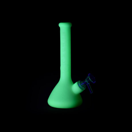 Ritual 7.5'' Deluxe Silicone Mini Beaker in UV Titanium White, glow effect, side view on black background