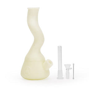 Ritual 10'' Wavy Silicone Beaker in UV Titanium White with Accessories Front View