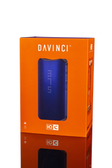 DaVinci IQC Vaporizer in packaging, compact design, battery-powered, for dry herbs and concentrates