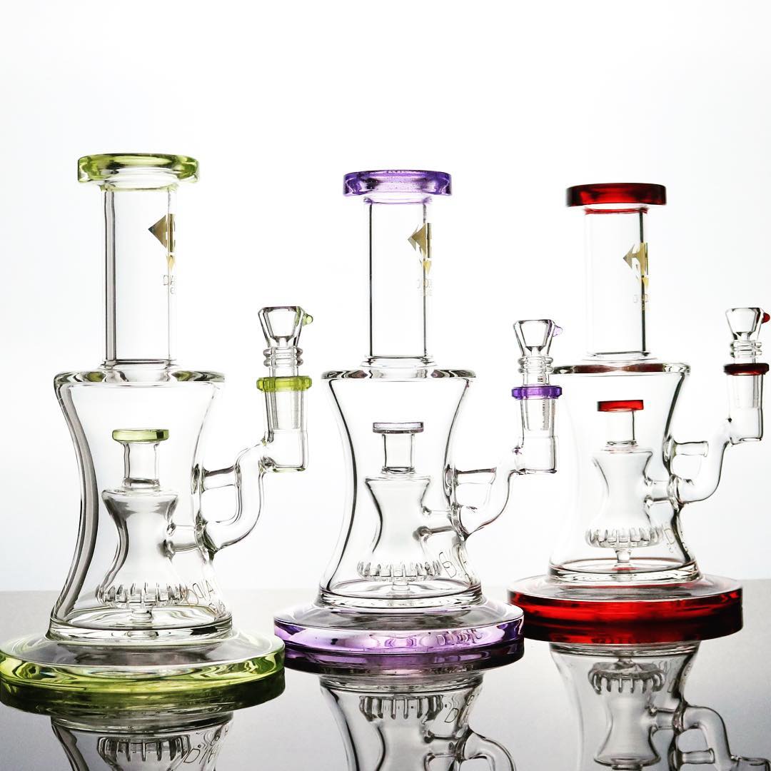 Diamond Glass - Volcano Hourglass Rig | Online Headshop | Dank Geek